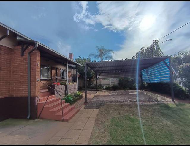 3 BEDROOM HOUSE FOR SALE IN HOMESTEAD